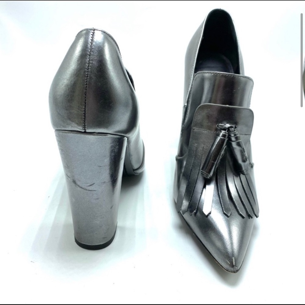Alice & Olivia Loafer Heels. Size 38. Pre- owned adorable loafers